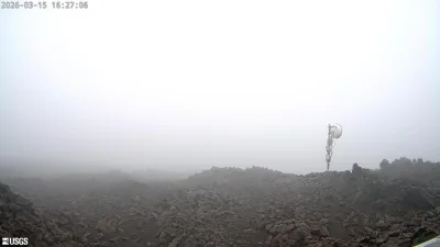 Mauna Loa – [MKcam]: Mauna Loa's Summit and Northeast Rift Zone from Mauna Kea