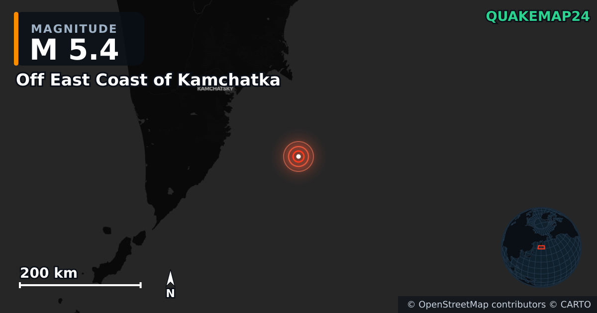 Off East Coast of Kamchatka yakınında M5,4 deprem — Deprem merkez üssünün konumunu gösteren harita